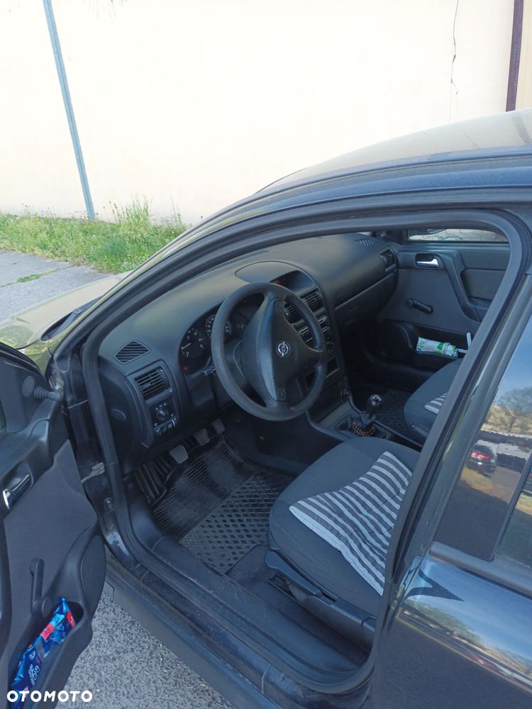 Opel Astra 1.4 - 2