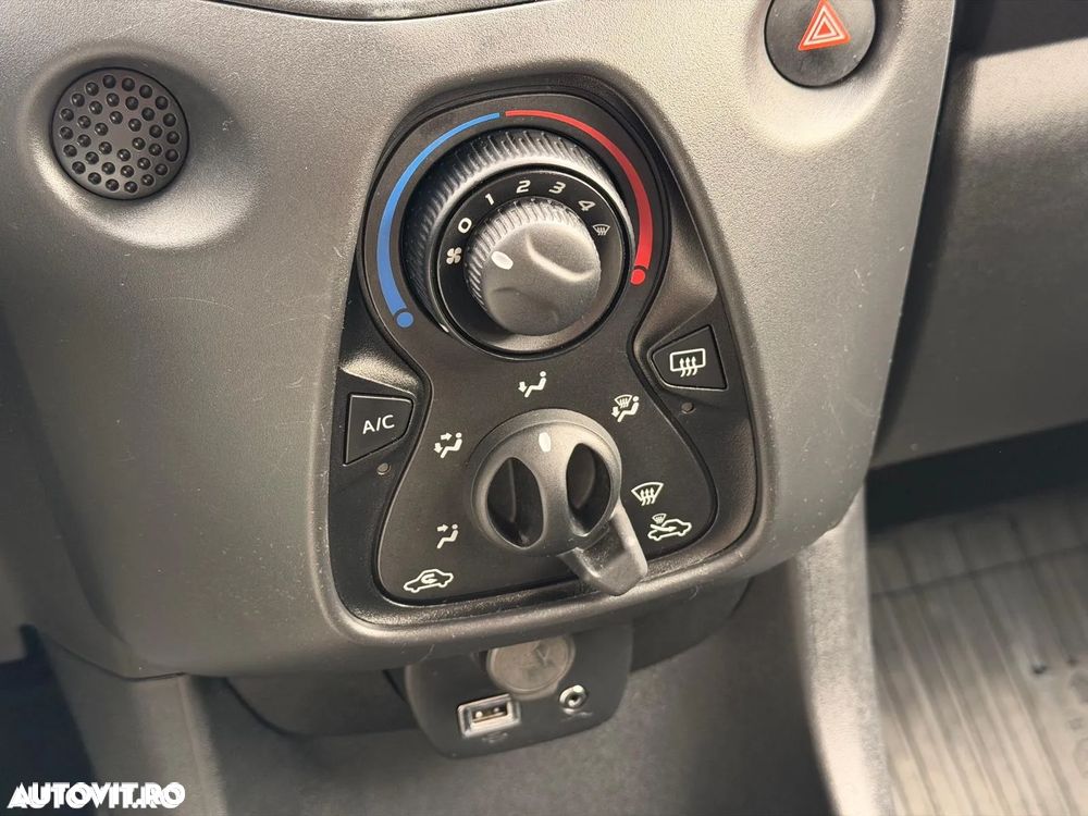 Toyota Aygo 1.0 VVY-I 5 usi X-connect - 23