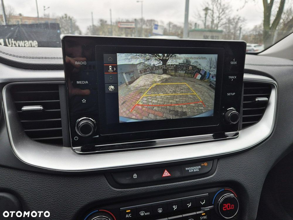 Kia Ceed 1.5 T-GDI M DCT - 22