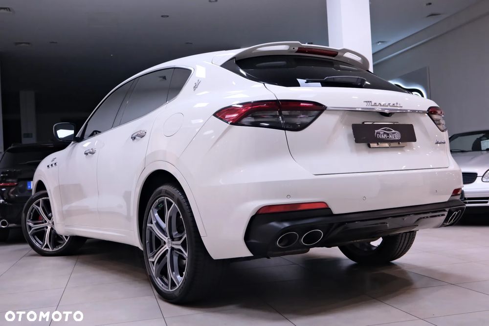 Maserati Levante - 17