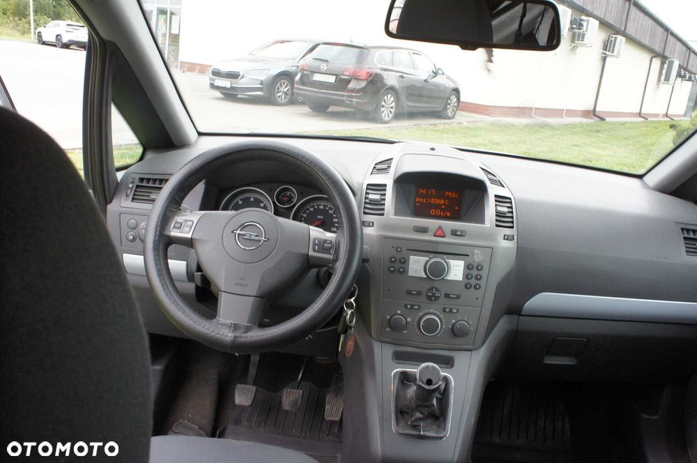 Opel Zafira - 8