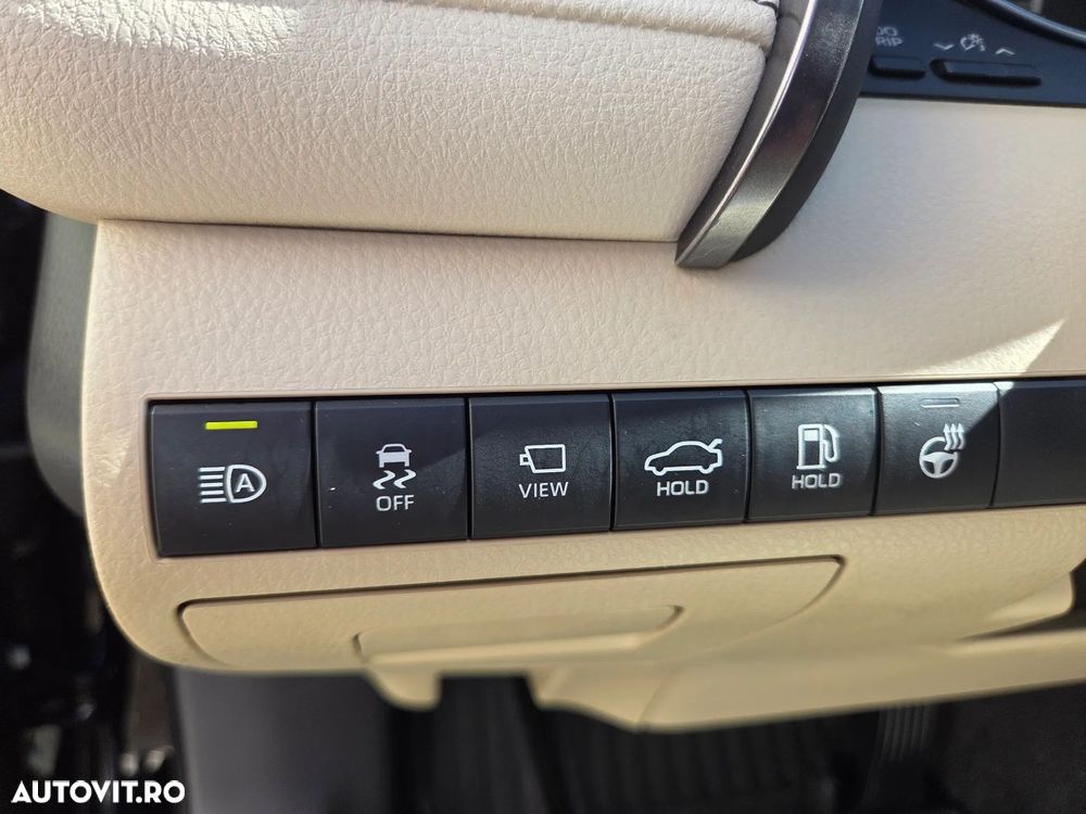 Toyota Camry 2.5 Exclusive - 15