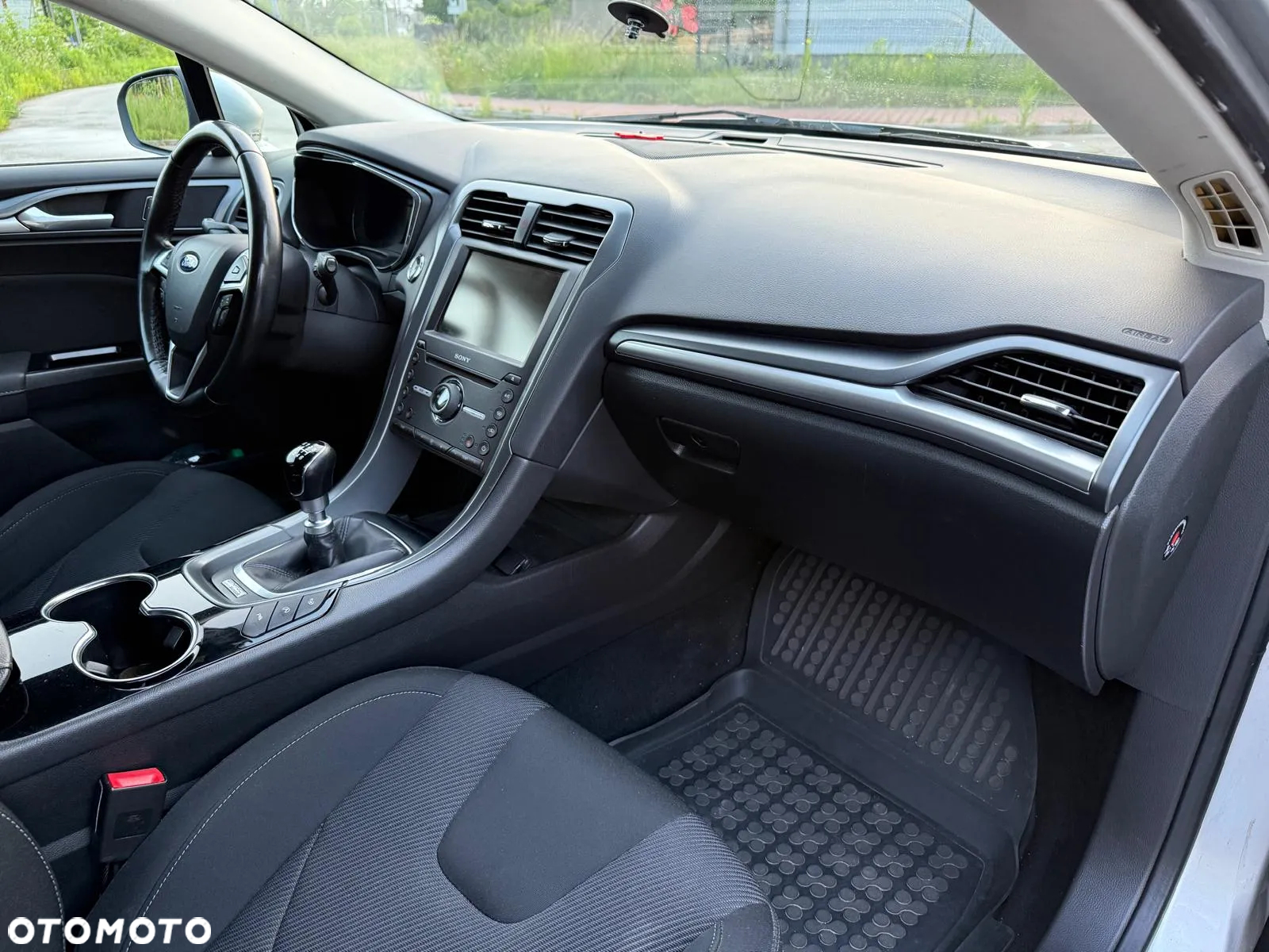 Ford Mondeo 1.6 TDCi Platinium X Plus (Titanium) - 13