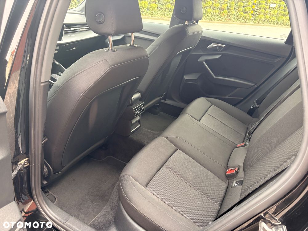 Audi A3 Sportback 35 TFSI mHEV S tronic - 8