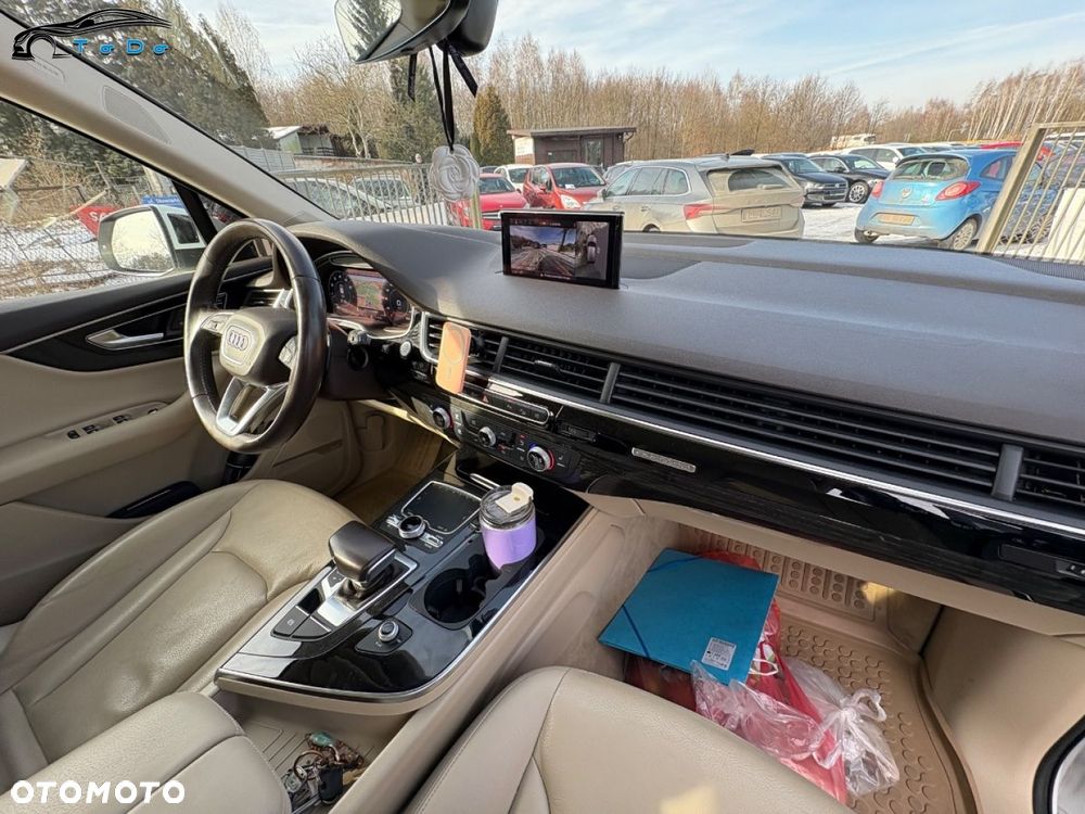 Audi Q7 3.0 TFSI Quattro Tiptronic - 32