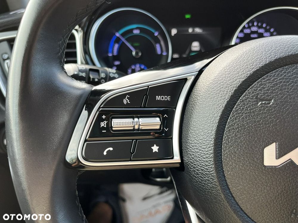 Kia Ceed 1.6 GDI PHEV L DCT - 13