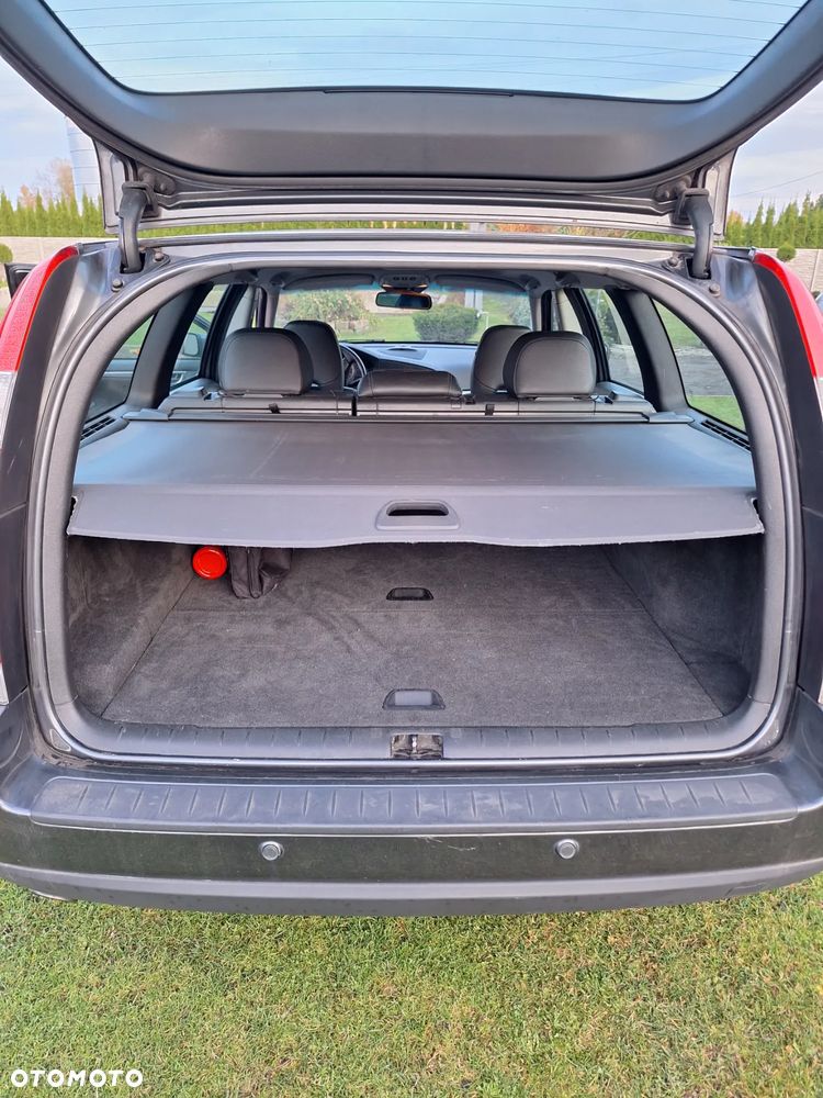 Volvo V70 - 8