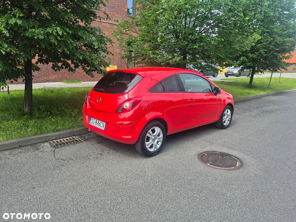 Opel Corsa 1.4 16V Active - 4