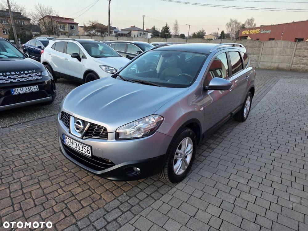 Nissan Qashqai+2 - 1