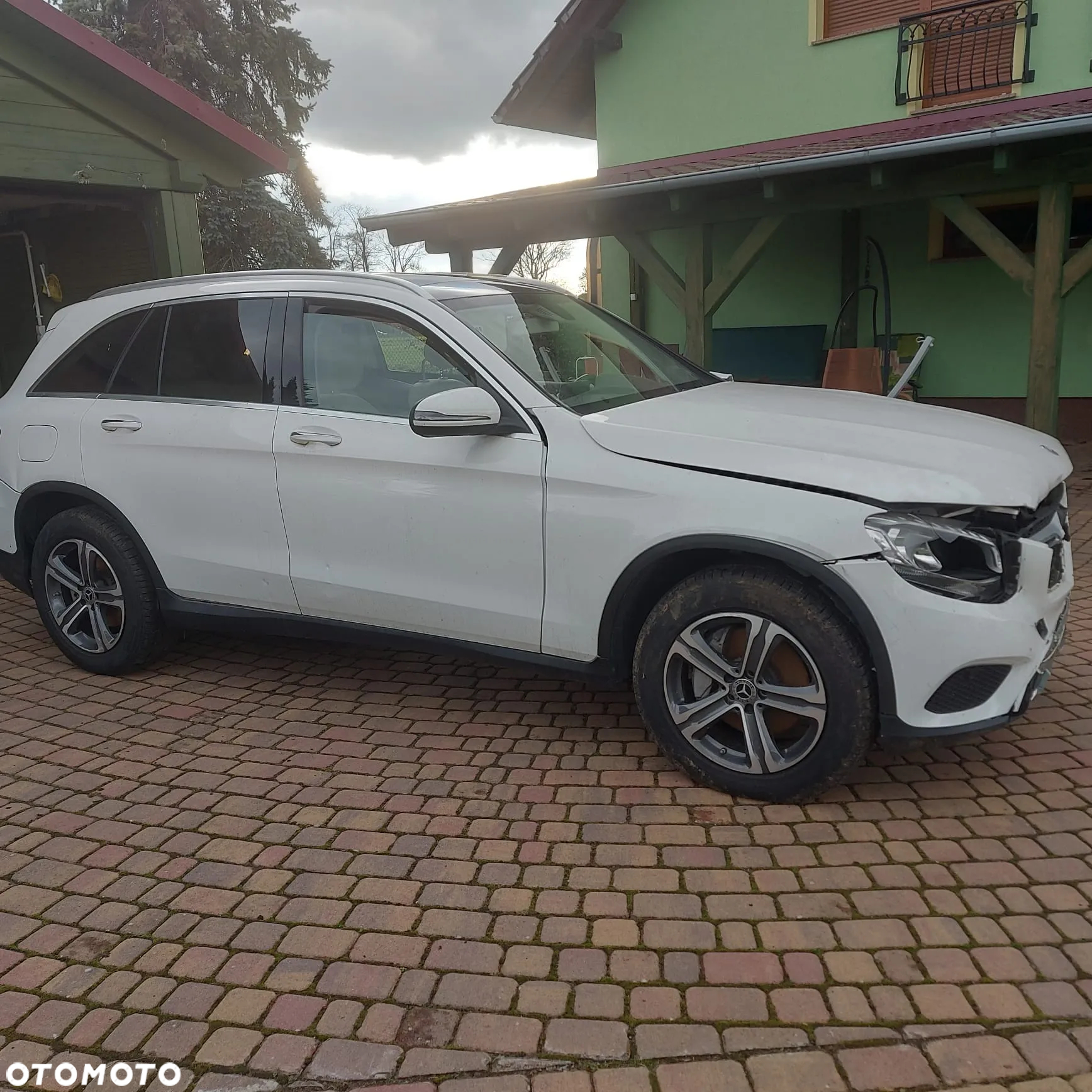Mercedes-Benz GLC - 2