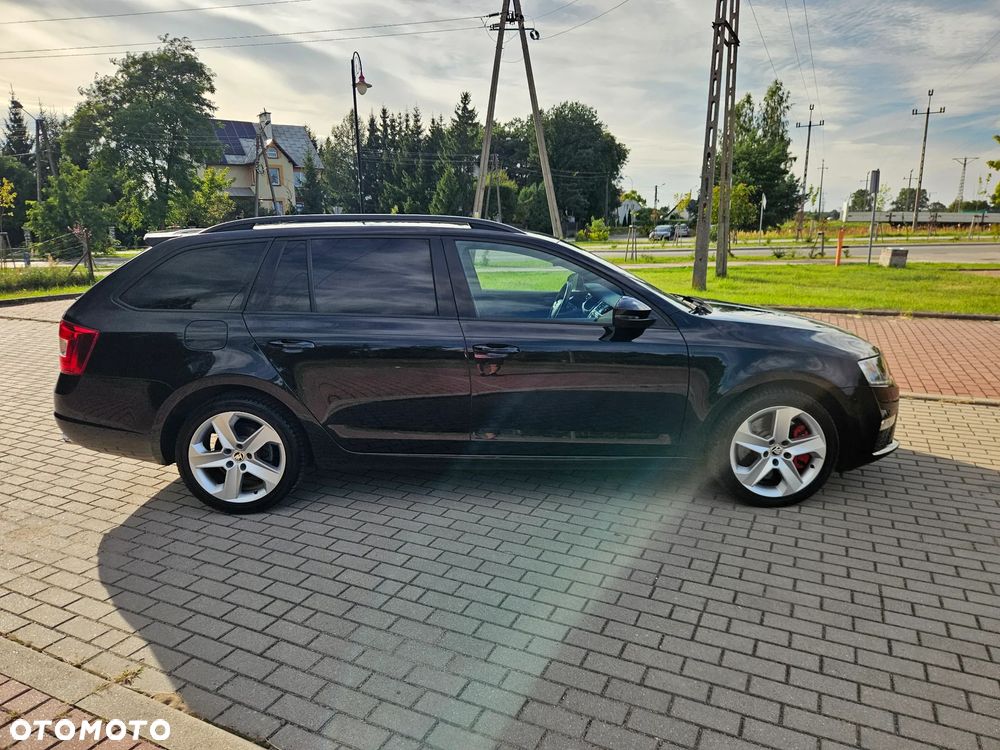 Skoda Octavia 2.0 TDI DSG RS - 8