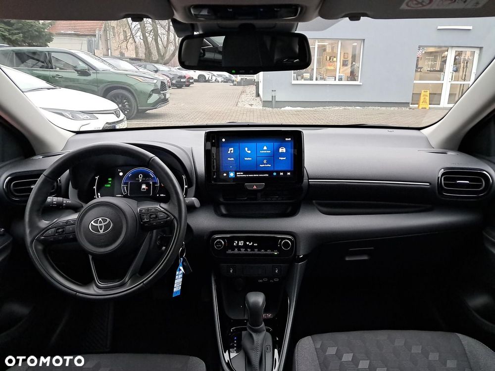 Toyota Yaris Hybrid 1.5 Style - 28