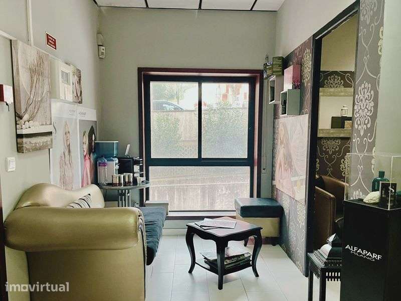 Loja | Cabeleireiro 60m² em Coimbra (Rua Carlos Seixas) - View 6
