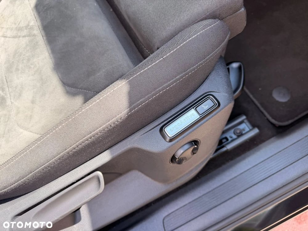 Volkswagen Tiguan 1.5 TSI OPF DSG Life - 28