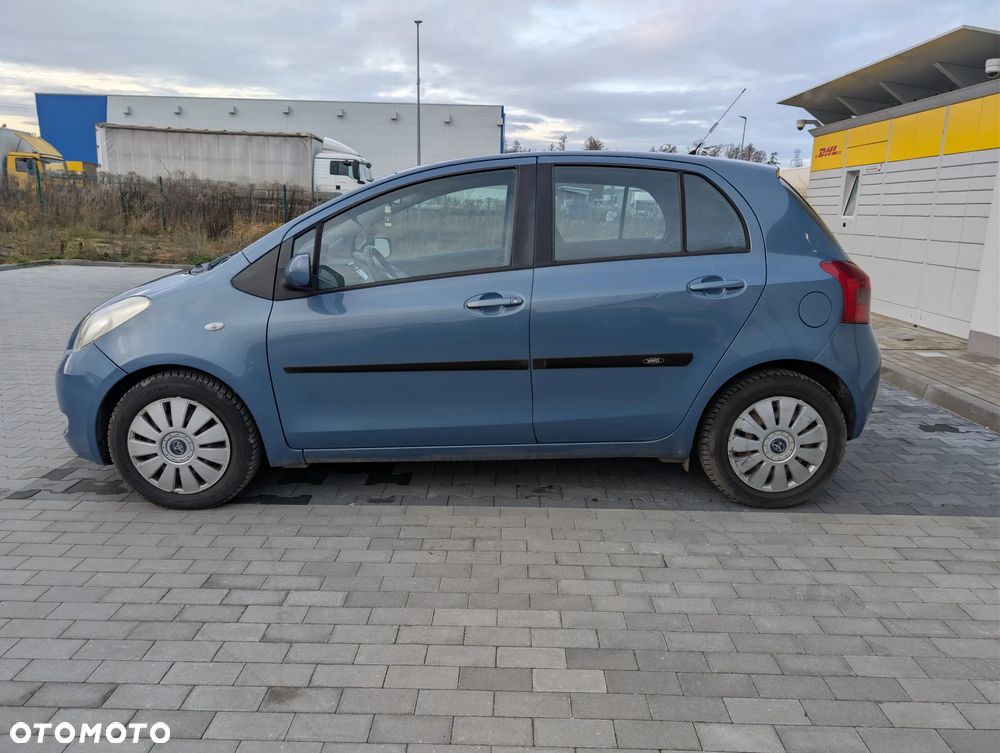 Toyota Yaris 1.3 VVT-i Multi Mode Sol - 8