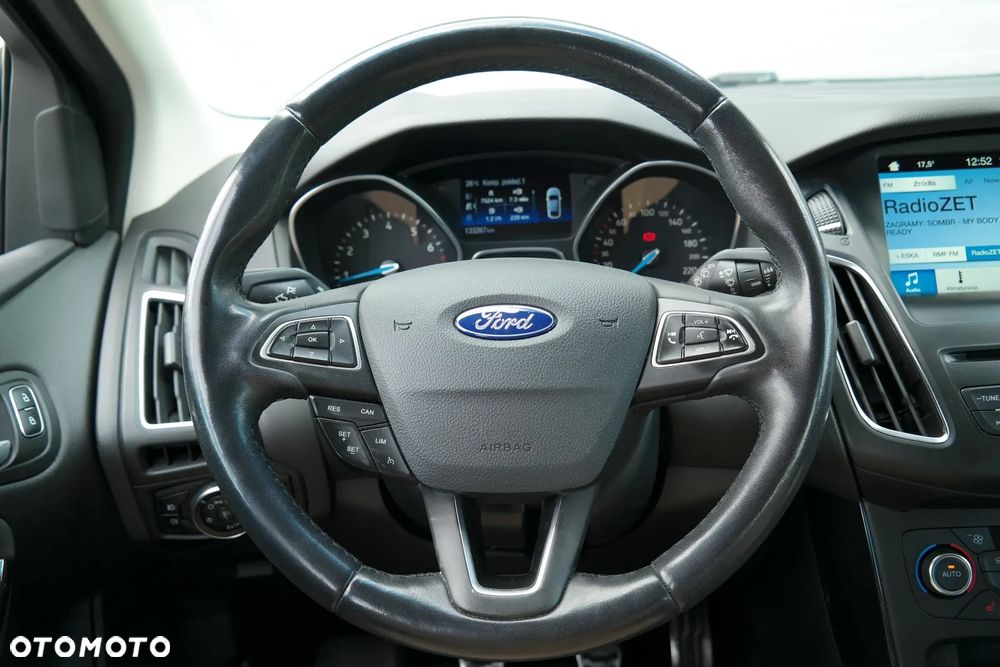 Ford Focus 1.6 FF Titanium - 15