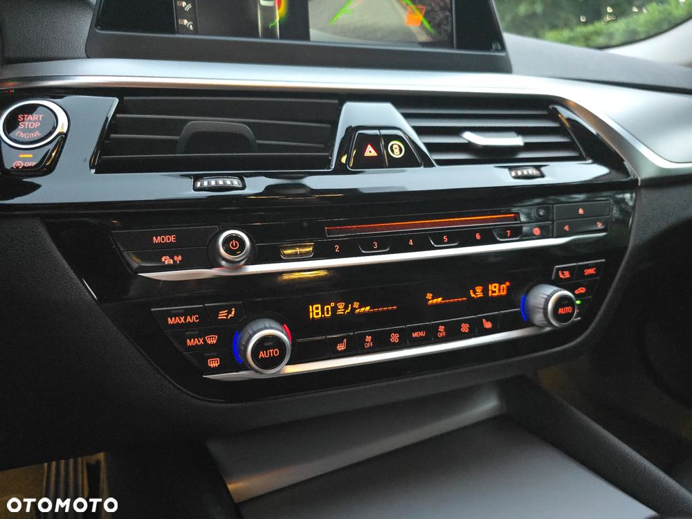 BMW Seria 5 - 30