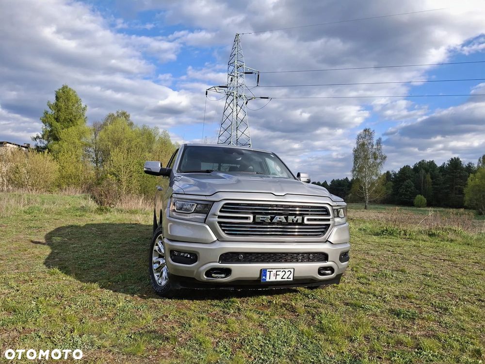 RAM 1500 Crew Cab Shortbed Laramie - 14