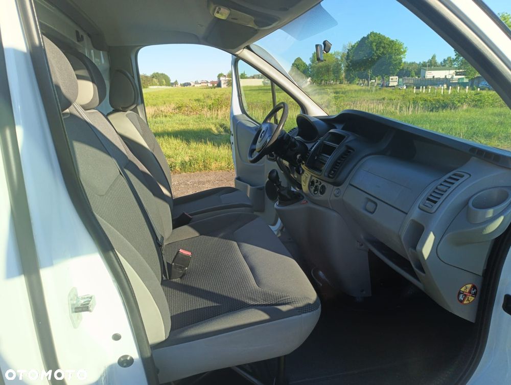 Opel Vivaro - 9