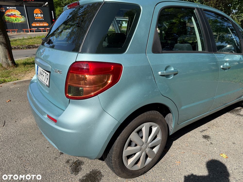 Suzuki SX4 1.6 GLX / Comfort - 4