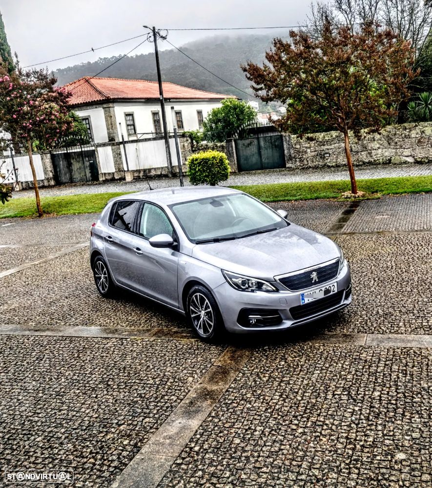 Peugeot 308 1.2 PureTech Allure Pack - 20