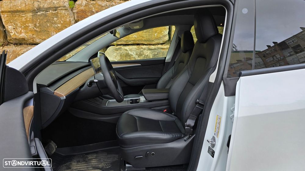 Tesla Model Y Long Range Tração Integral - 52