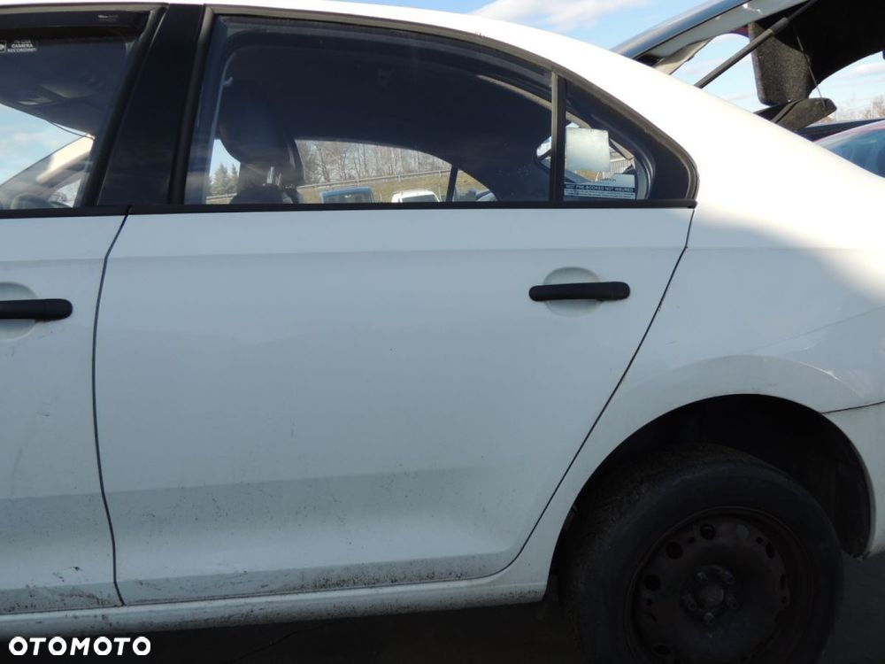 Drzwi lewy tył SKODA Rapid '14 - 1