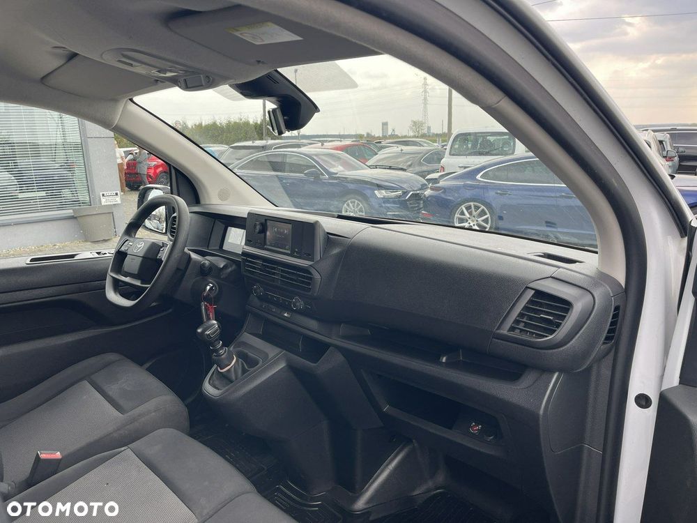Toyota ProAce - 12