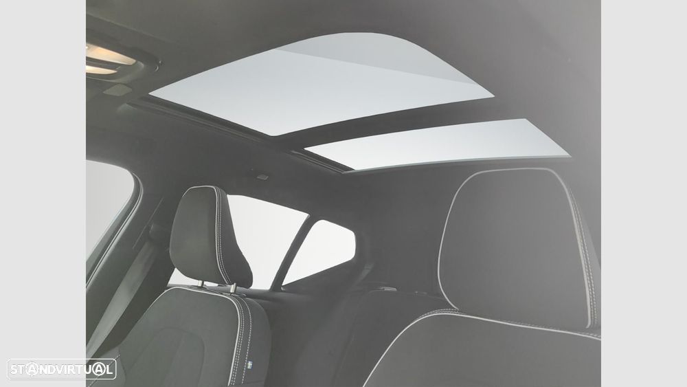 Volvo EX40 82 kWh Twin Motor Performance Ultra - 17