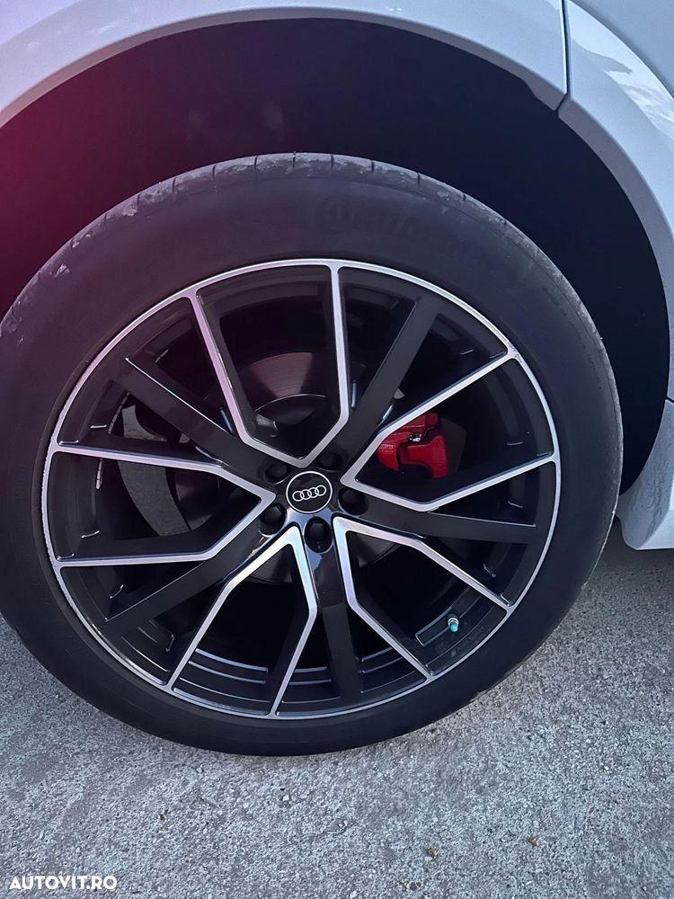 Audi SQ8 - 16