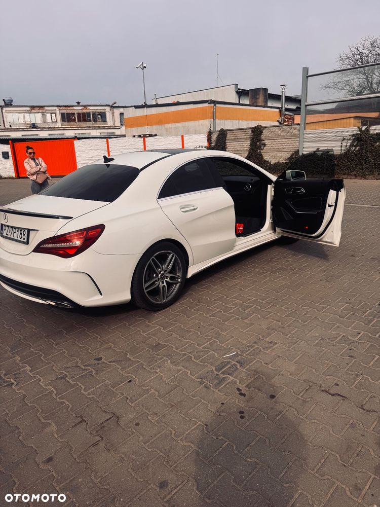 Mercedes-Benz CLA 250 4-Matic AMG Line - 8