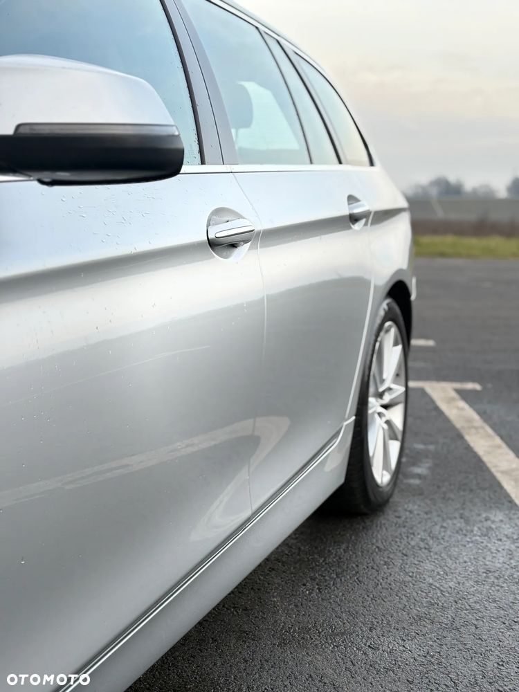 BMW Seria 5 520d - 15
