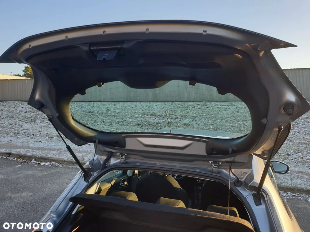 Peugeot 208 1.2 PureTech Active - 13