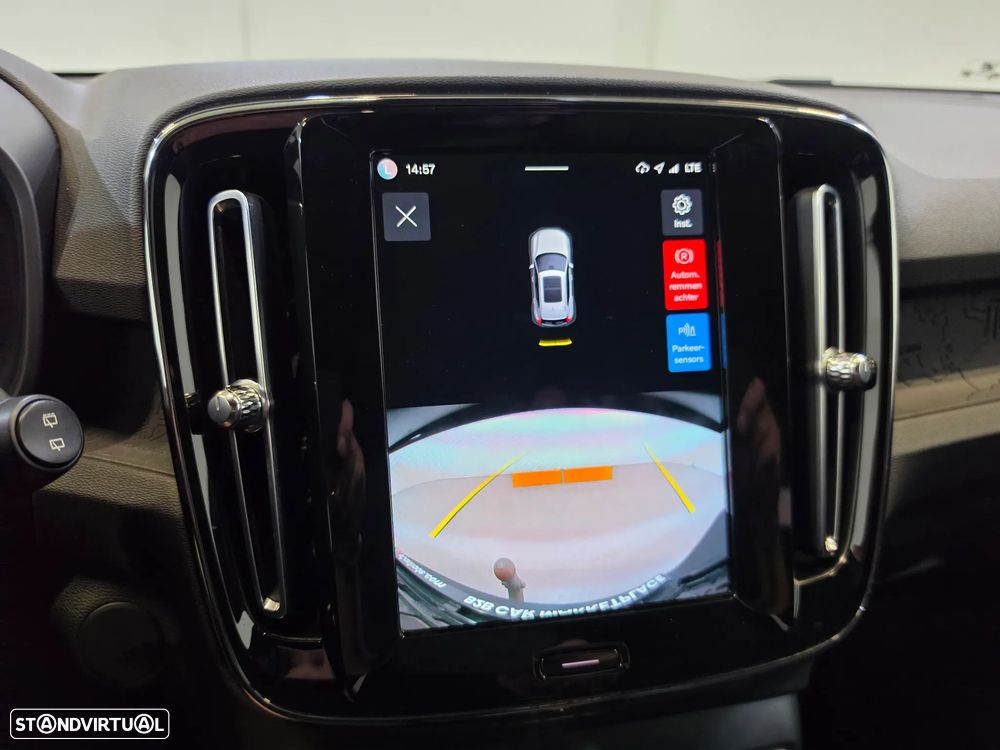 Volvo XC 40 Recharge Core - 4