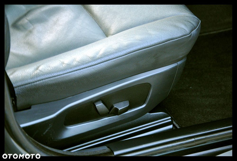 BMW Seria 5 525i - 31