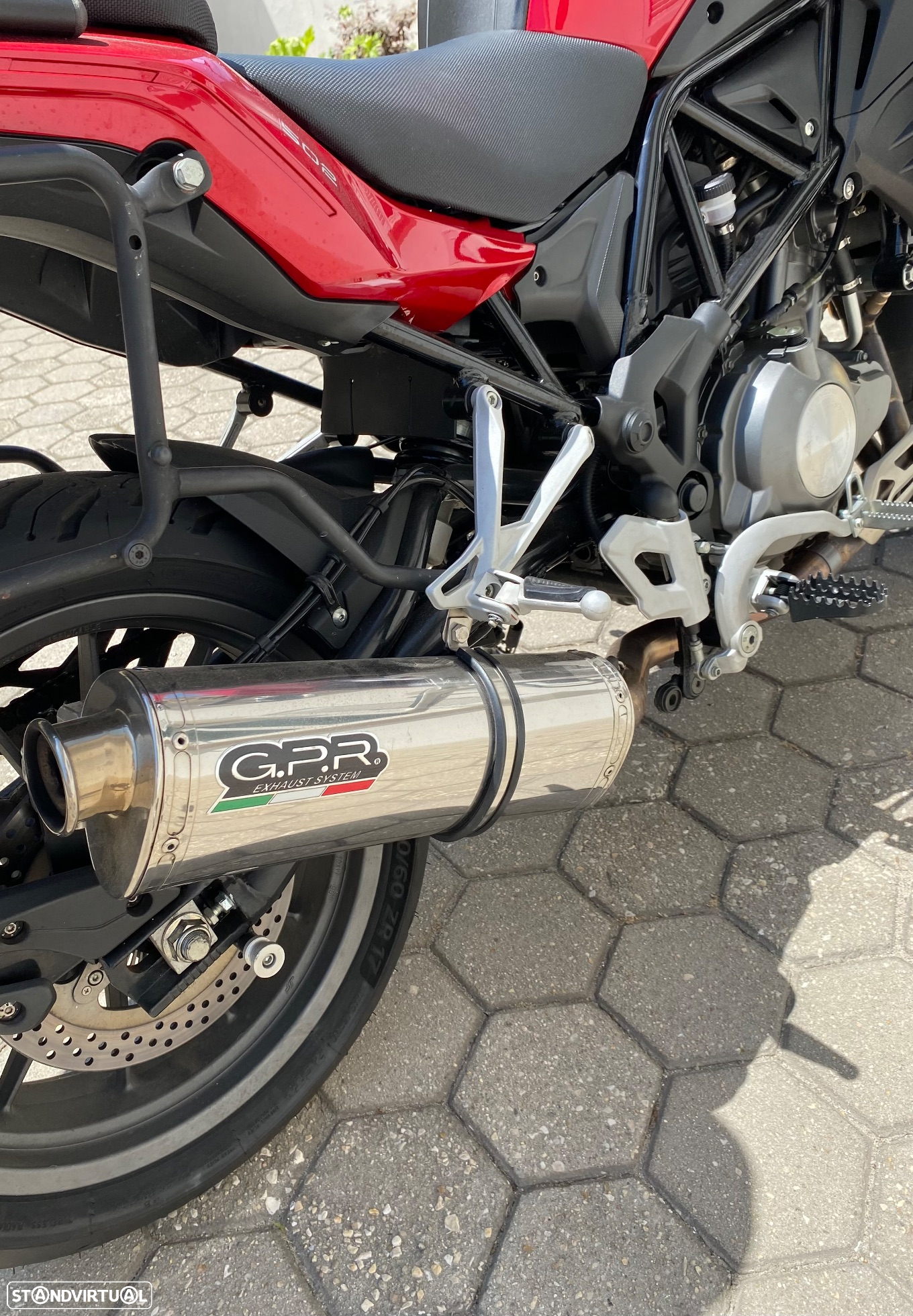 Benelli TRK 502 - 9