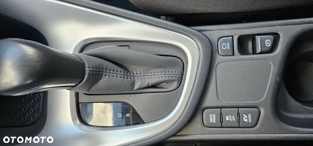 Toyota Yaris - 18
