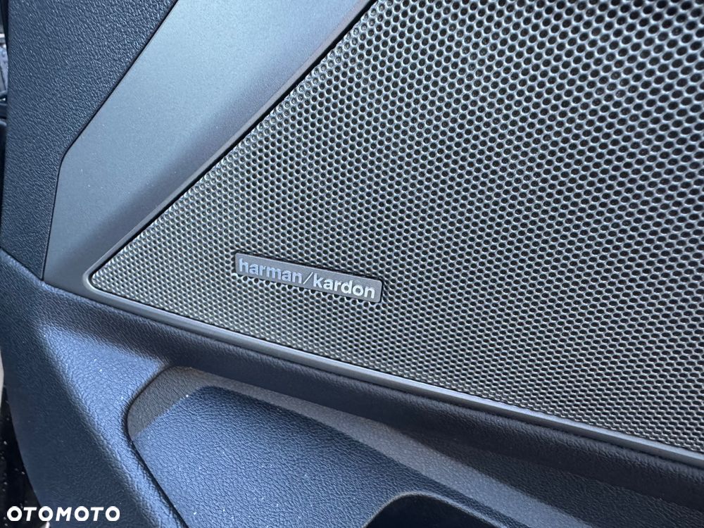 BMW Seria 3 320d M Sport Shadow - 16