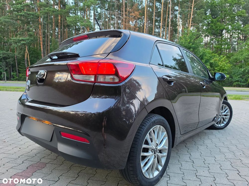 Kia Rio 1.2 Dream-Team Edition - 9
