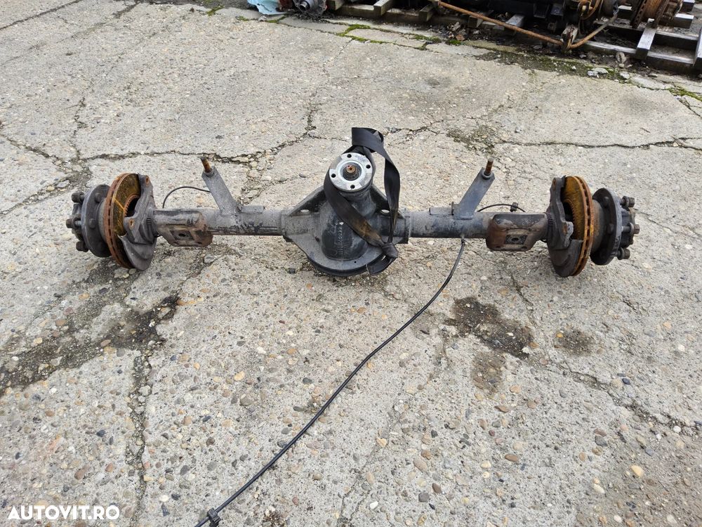 Punte spate Iveco Daily 6 motor 2.3 Punte spate dubla cod 66007186886 raport 41-11 - 1