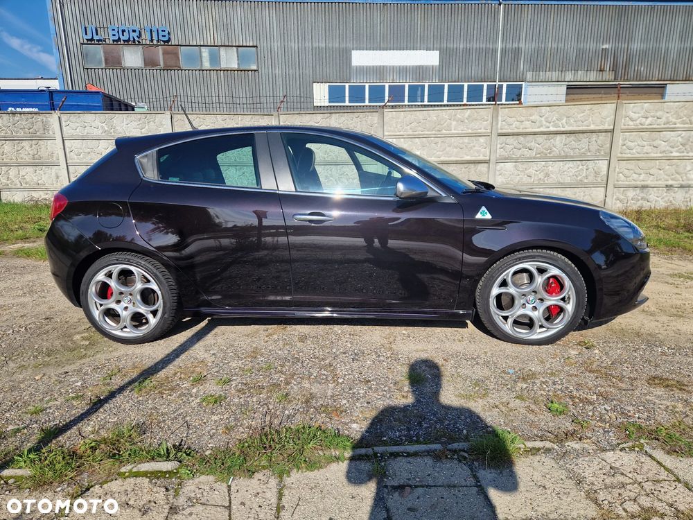 Alfa Romeo Giulietta 1750 TBi Quadrifoglio Verde - 13