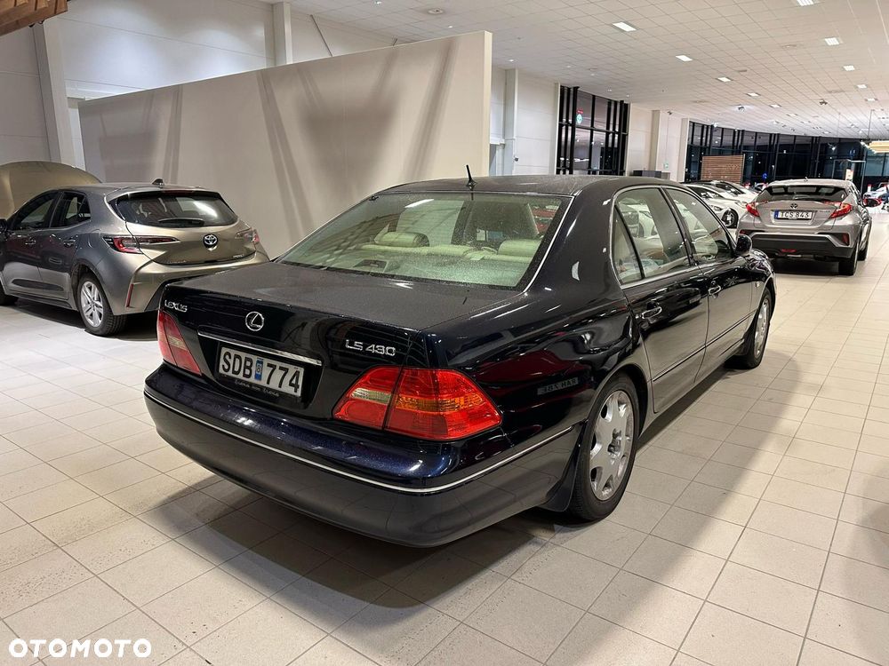 Lexus LS High Class - 35