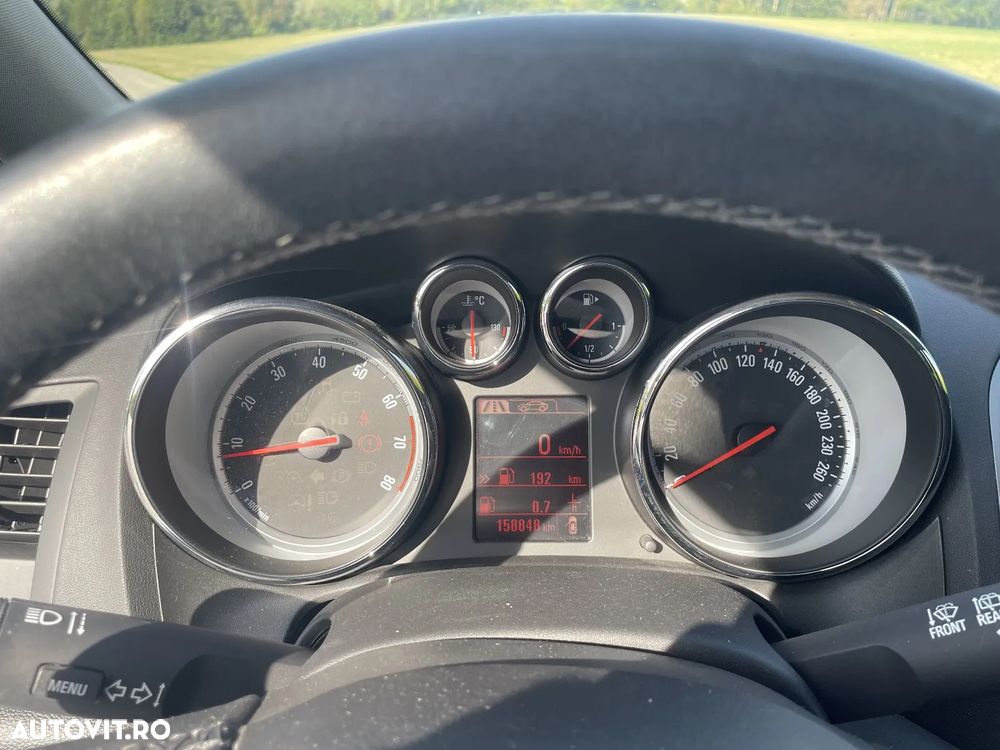Opel Astra 1.4 Turbo Edition - 9