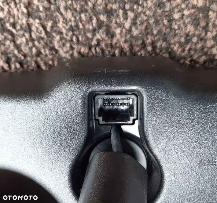 Lusterko wewnętrzne z KAMERA INFINITI Q50 S HYBRYDA - 4