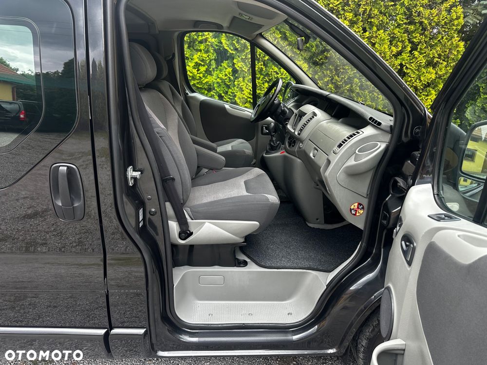 Opel Vivaro - 17