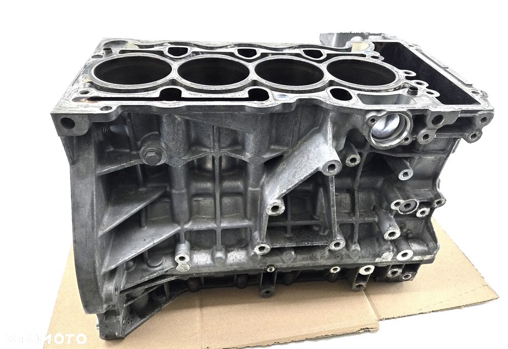BMW E60 E81 E90 E91 E92 118I 318I 120I 320I Blok Silnika N43B20AY 0427109 - 10