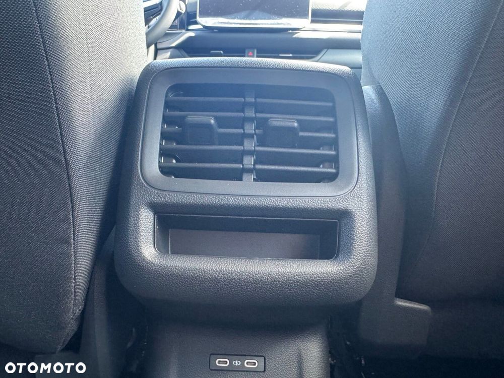 Volkswagen T-Roc 1.5 eTSI Life DSG - 12