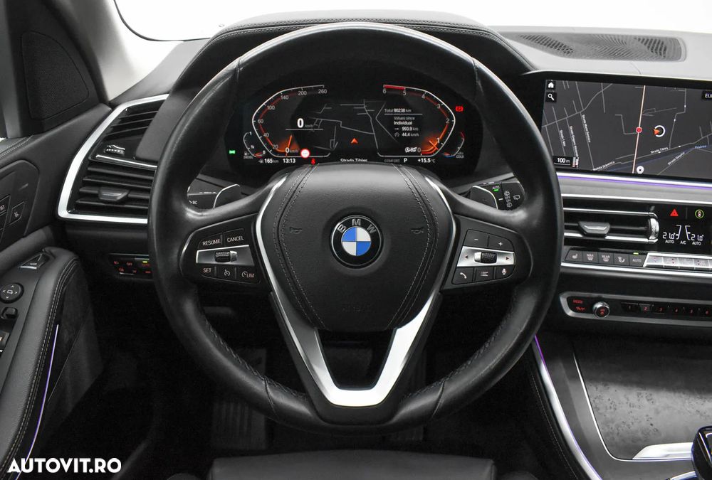 BMW X5 xDrive30d - 16