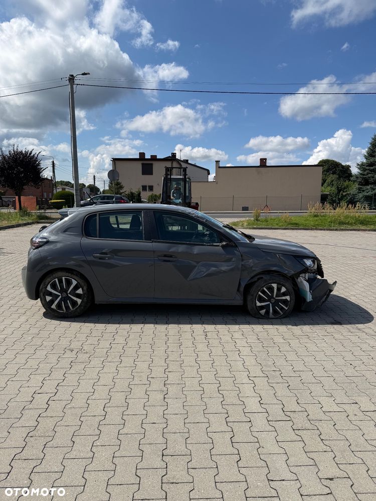 Peugeot 208 - 7