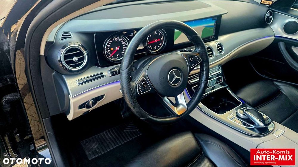 Mercedes-Benz Klasa E 200 d 9G-TRONIC - 26